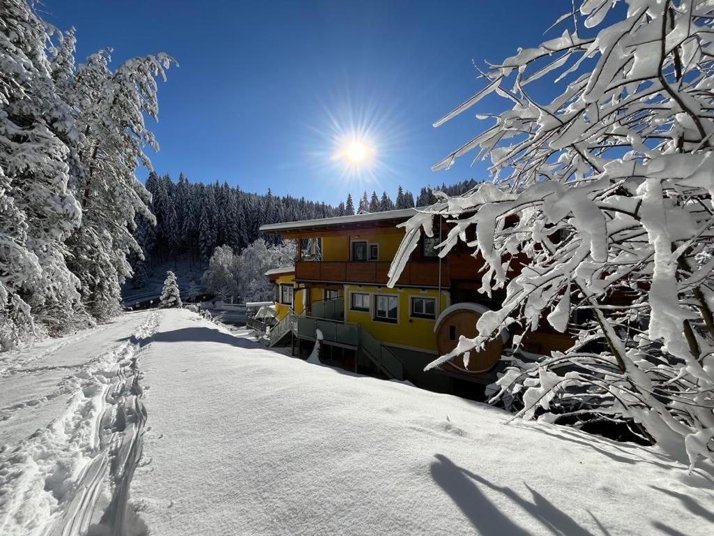 Gasthof Klug Zum Ehrensepp Modriach Exterior foto