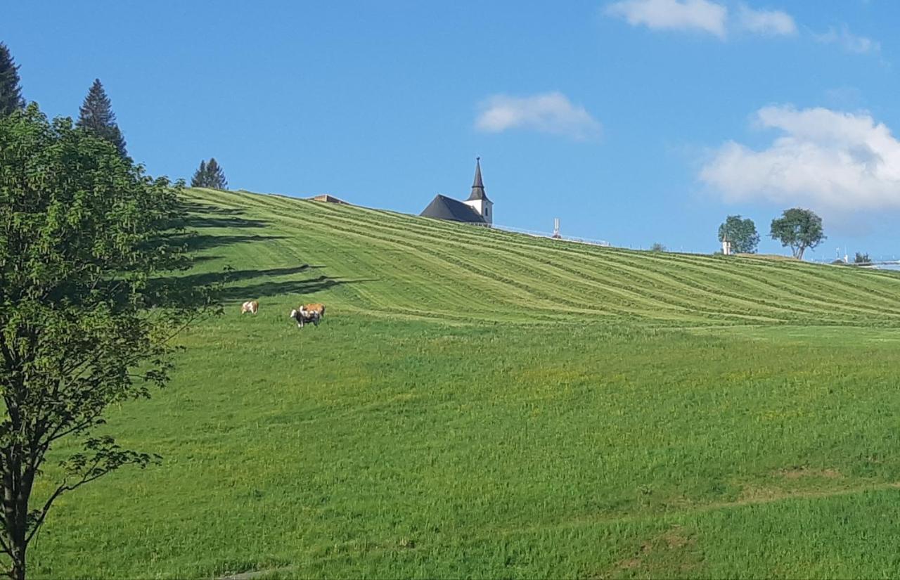 Gasthof Klug Zum Ehrensepp Modriach Exterior foto